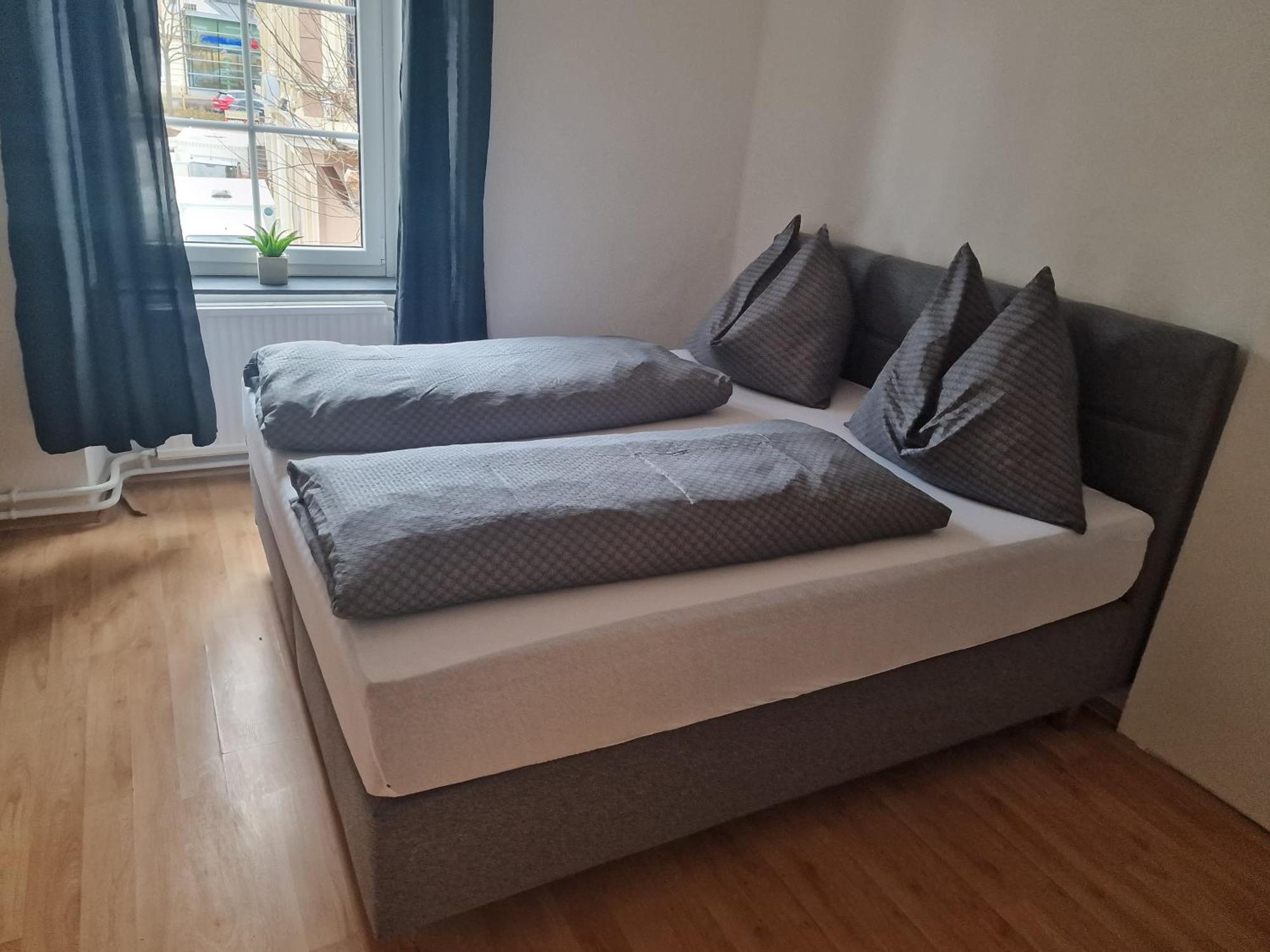Gudzevic Ferien Unterkuenfte A - 5 * Gloggnitz