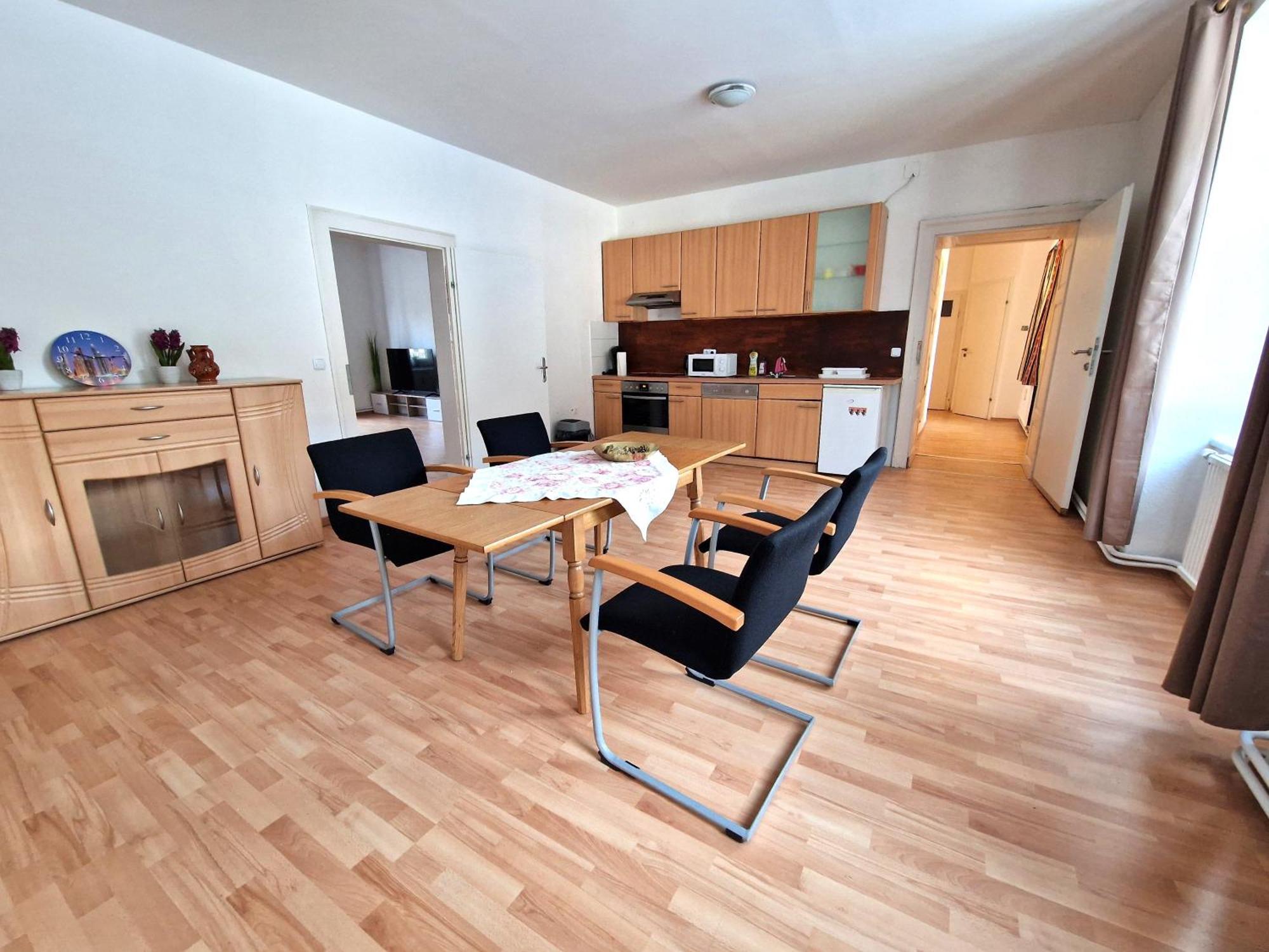 Gudzevic Ferien Unterkuenfte A - 5 Appartement